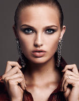 the_edit_october_2016_romee_strijd_by_bjorn_iooss_02.jpg