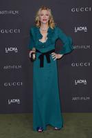 courtney_love_2016_lacma_art_and_film_gala_in_los_angeles_3.jpg