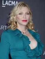 courtney_love_2016_lacma_art_and_film_gala_in_los_angeles_8.jpg