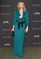 courtney_love_2016_lacma_art_and_film_gala_in_los_angeles_12.jpg