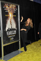 Gisele_Bundchen__National_Geographics_Years_Of_Living_Dangerously_Premiere__06.jpg