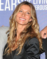 Gisele_Bundchen__National_Geographics_Years_Of_Living_Dangerously_Premiere__22.jpg