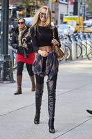 Romee_Strijd_at_Victorias_Secret_Fashion_Show_Fittings__01.jpg