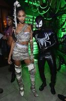 03_chanel_iman.jpg