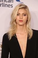 Devon_Windsor__Elton_John_AIDS_Foundation_Gala__08.jpg