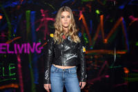 alice_and_olivia04.jpg