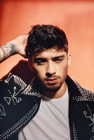 es_magazine_november_2016_zayn_malik_by_clare_shilland_05.jpg