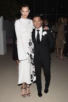 karlie_kloss_cfda_vogue_fashion_fund_awards_at_spring_studios_in_new_york_city_11_07_2016_13.jpg