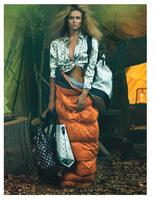 Harper_s_Bazaar_Germany___Dez2016_Jan2017_page_005.jpg