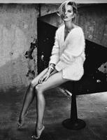 Glamour_Italia_Nov_2016_74.jpg