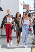 Romee_Strijd_Taylor_Hill_and_Jasmine_Tookes_at_The_Butchers_Daughter__02.jpg