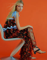 Elle_UK_Dec_2016___06.jpg