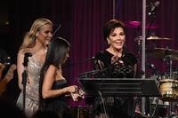 Khloe_Kourtney_Kardashian_Angel_Ball_NYC_2016.jpg