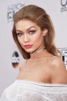 Gigi_Hadid_2016_American_Music_Awards__10_.jpg