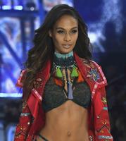 Joan_Smalls.jpg