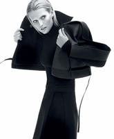 harpers_bazaar_us_september_2012_toni_garrn_by_daniel_jackson_10.jpg