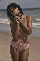 resort_2016_swim__39_.jpg