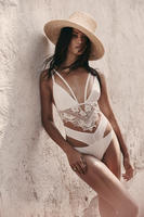 resort_2016_swim__2_.jpg