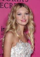 Maggie_Lane__Victorias_Secret_Fashion_Show_2016_After_Party__01.jpg