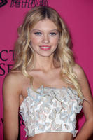 Maggie_Lane__Victorias_Secret_Fashion_Show_2016_After_Party__06.jpg