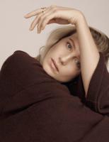 Vogue_Spain_January_2017_Dree_Hemingway_by_Benny_Horne_01.jpg