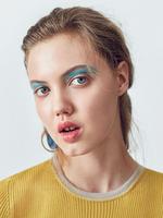 allure_january_2016_lindsey_wixson_by_nicolas_kantor_05.jpg