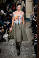 moschino_m_rf17_2937.jpg