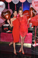 lingerie_valentines_day_2017_angels_5th_avenue_event_6_victoria_secret_hi_res.jpg