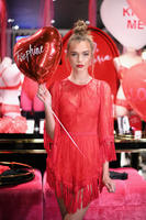 lingerie_valentines_day_2017_josephine_5th_avenue_event_victoria_secret_hi_res.jpg