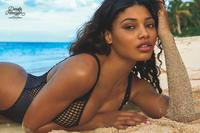 Sports_Illustrated_2017_02__15_Danielle_Herrington2.jpg