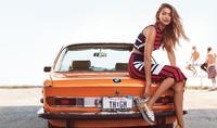 TommyxGigi_Spring_Summer_2017_Ad_Gigi_Hadid_by_Mikael_Jansson_06.jpg