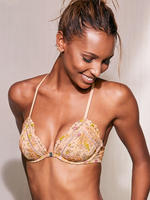 V602672_CROP1.jpg