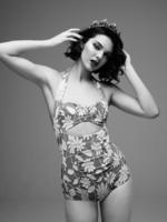 kendal_jenner_love_mag_06.d60d91c3051c4f3ee92659eb8d9506f0.jpg