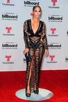 jennifer_lopez_billboard_latin_music_awards_carpet_GettyImages.jpg