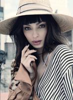 HarpersBazaarTailandia_Abril2017_LumaGrothe_phFrancescoVincenti_05.jpg