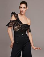 harpers_bazaar_china_march_2017_hilary_rhoda_by_trunk_xu_03.jpg