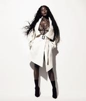 es_magazine_may_2017_naomi_campbell_by_thierry_le_goues_04.dbb12d7322c7eabe1f9640e02d08b34a.jpg