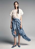 Vogue_China_March_2017_Fei_Fei_Sun_by_Patrick_Demarchelier_03.jpg