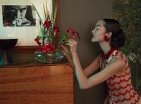 Vogue_US_March_2017_Female_Designers_05_Simone_Rocha_Fei_Fei_Sun_by_Mert_Alas_Marcus_Piggott.jpg