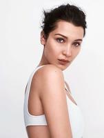elle_france_may_2017_bella_hadid_by_steven_pan_0.jpg