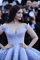 hqcelebcorner__146_.jpg