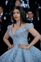 hqcelebcorner__105_.jpg