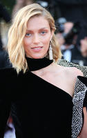 hqcelebcorner_29.jpg