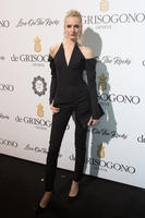 hqcelebcorner__145_.jpg