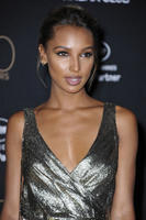 hqcelebcorner__397_.jpg