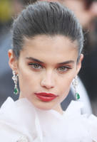 hqcelebcorner__48_.jpg