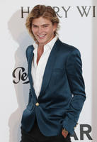 hqcelebcorner__16_.jpg