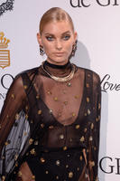 hqcelebcorner__12_.jpg