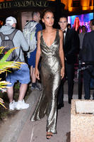 hqcelebcorner__363_.jpg
