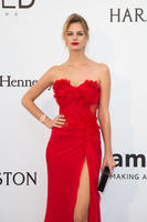 hqcelebcorner__10_.jpg